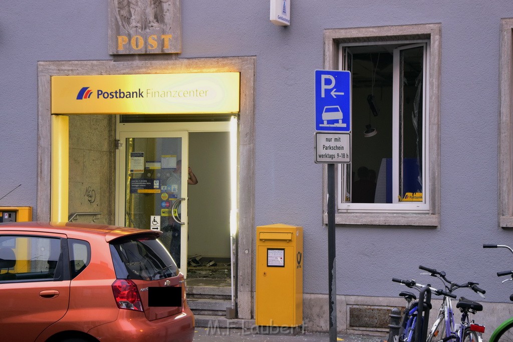 Geldautomat gesprengt Koeln Lindenthal Geibelstr P076.JPG - Miklos Laubert